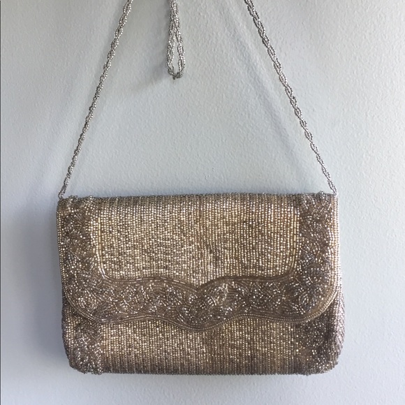 La Regale Beaded Clutch - Picture 4 of 8